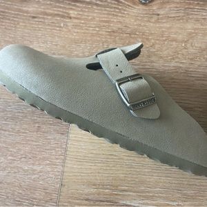 Birkenstock clogs size 37
